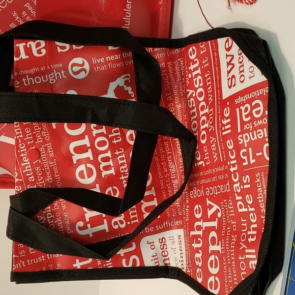 Lululemon lot of 3 Reusable Bags totes coin id carrier - Picture 3 of 9